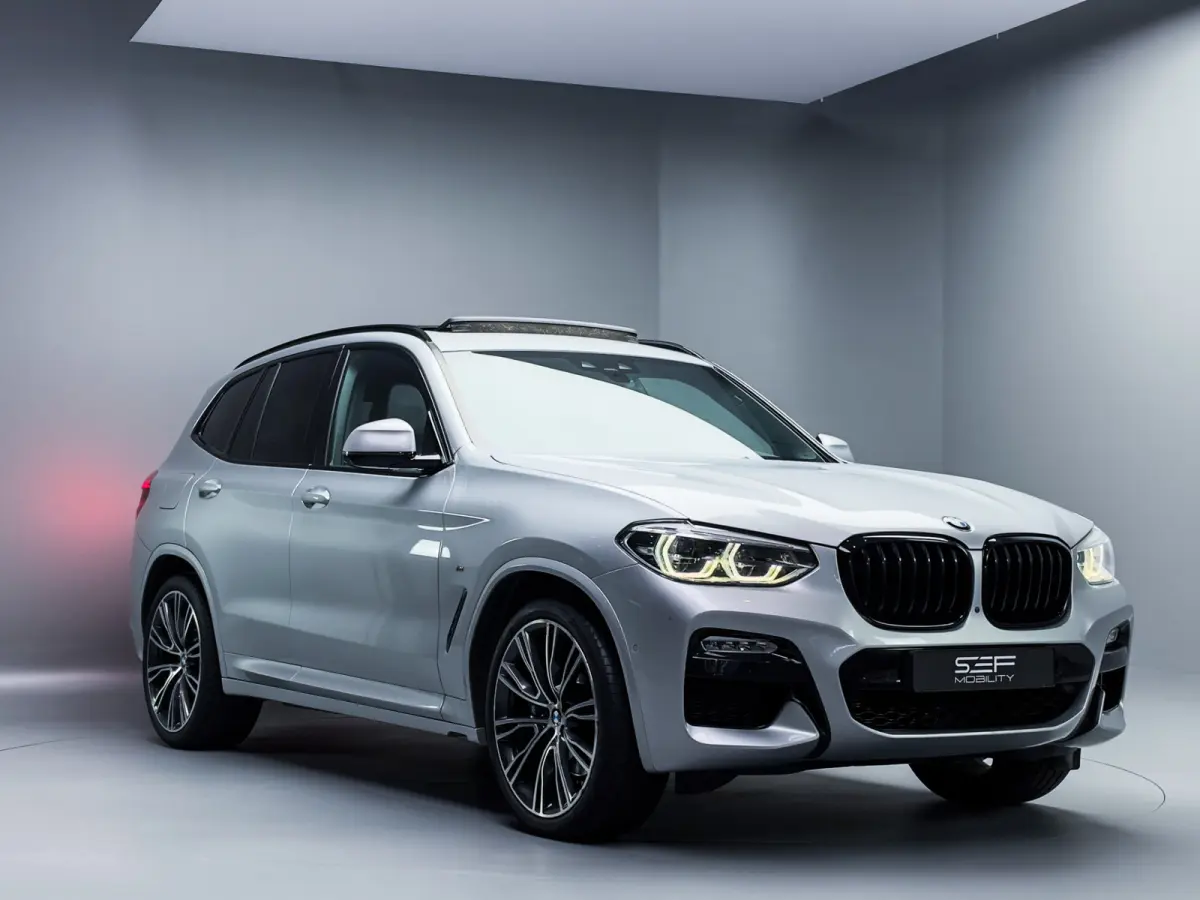 xDrive20i High Executive M-Sport Pano | 360 | Headup | Keyless | 20" | LED