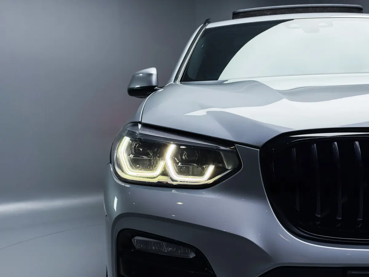 xDrive20i High Executive M-Sport Pano | 360 | Headup | Keyless | 20" | LED
