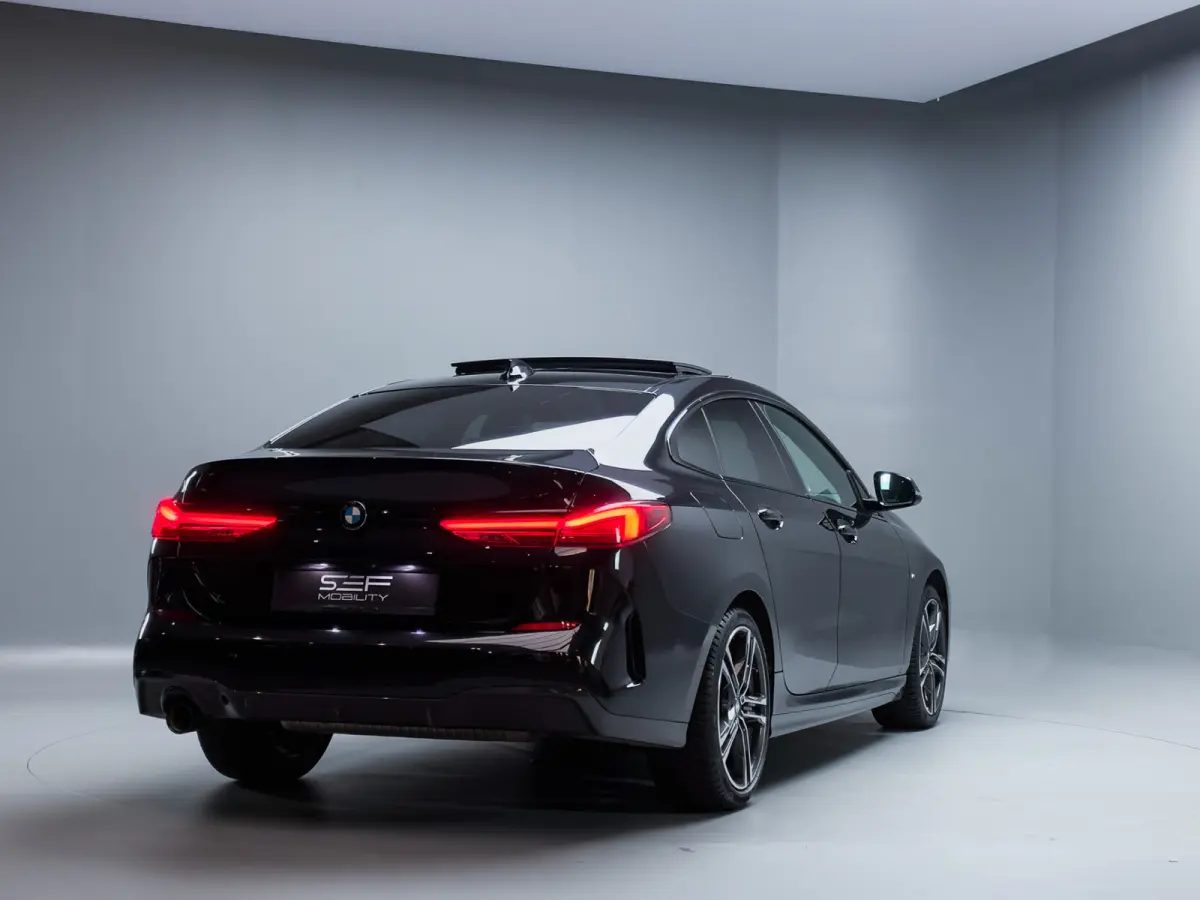 218i M-Sport Pano | ACC | Camera | Leder | LED | 19"