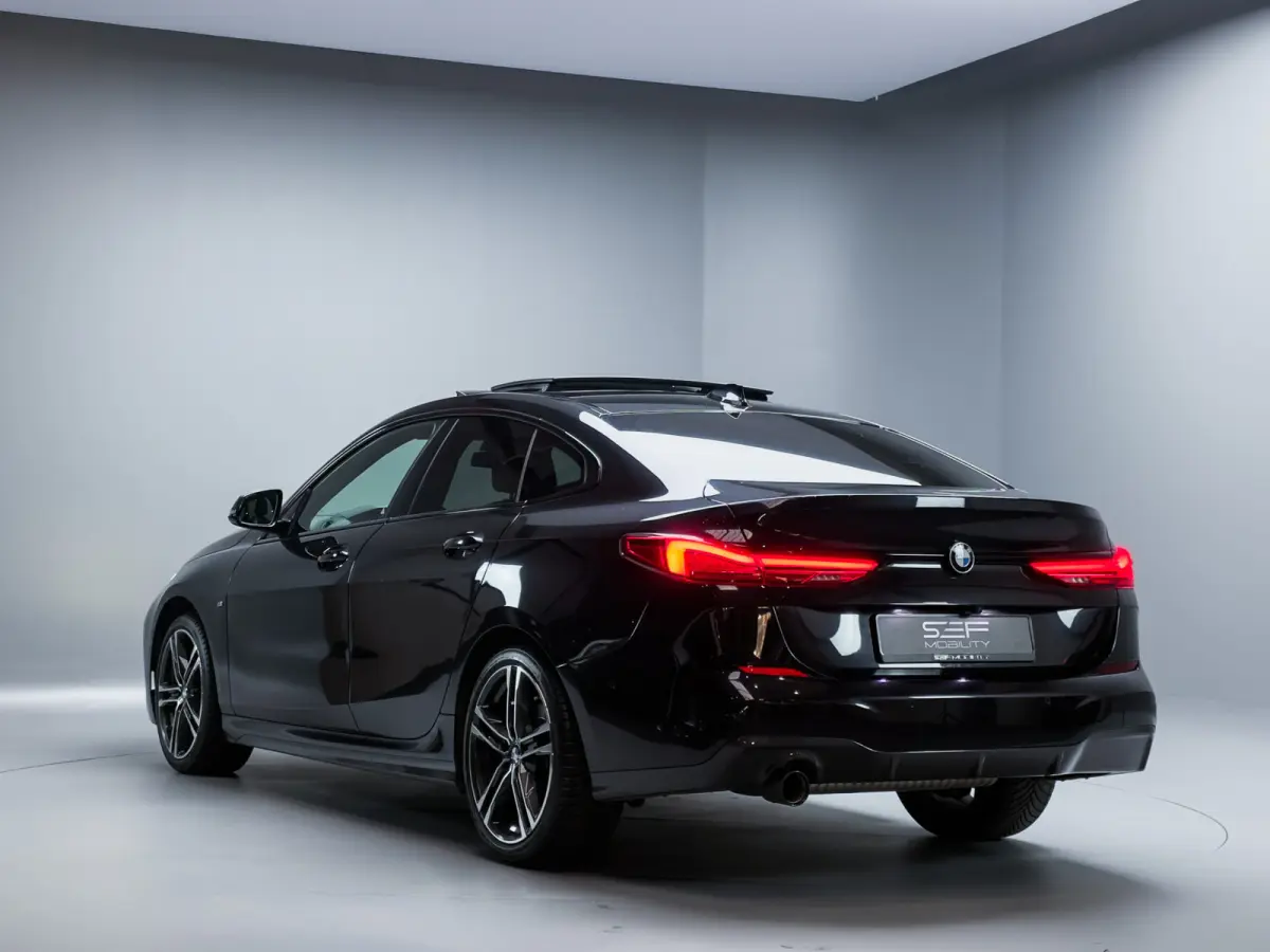 218i M-Sport Pano | ACC | Camera | Leder | LED | 19"