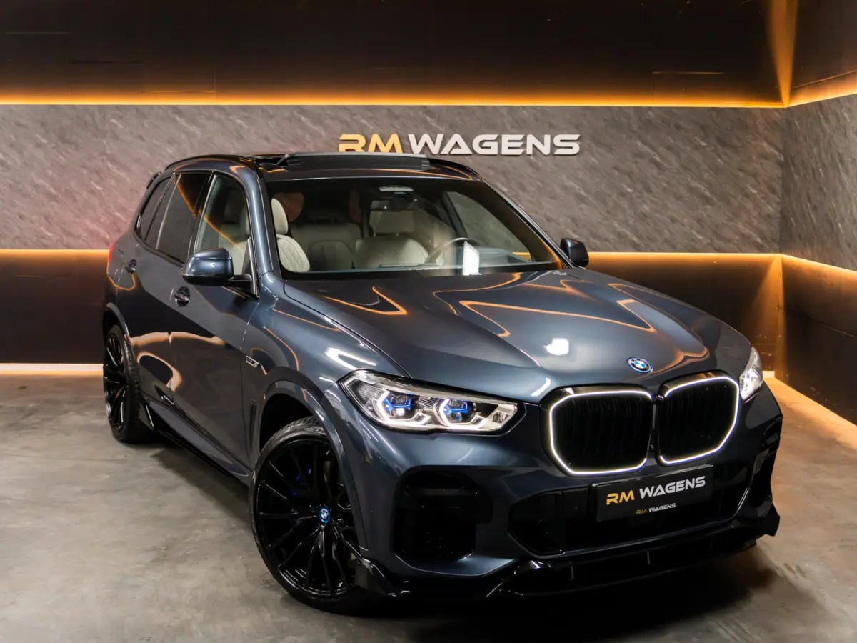 XDrive45e High Executive|B&W|Sky Lounge|Individual|Massage|Laser|360|Full