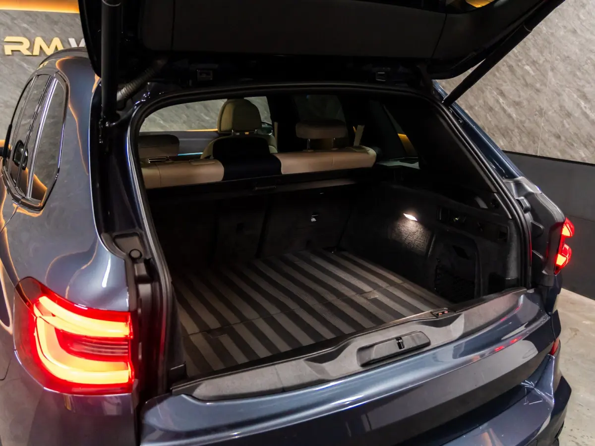 XDrive45e High Executive|B&W|Sky Lounge|Individual|Massage|Laser|360|Full