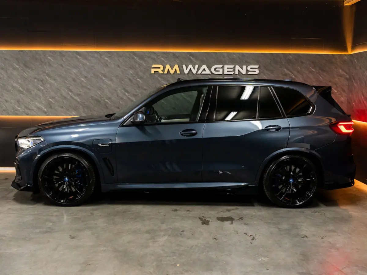 XDrive45e High Executive|B&W|Sky Lounge|Individual|Massage|Laser|360|Full
