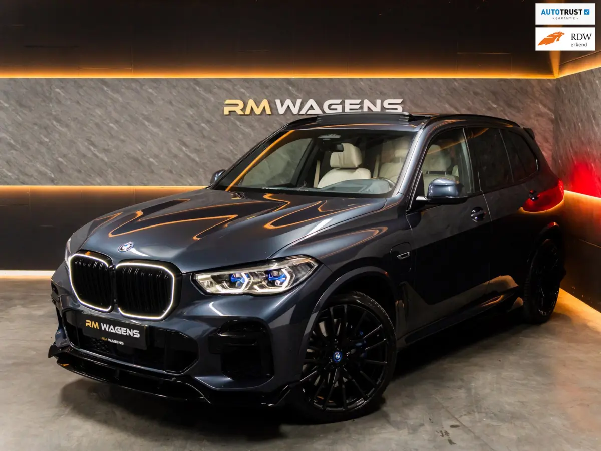 XDrive45e High Executive|B&W|Sky Lounge|Individual|Massage|Laser|360|Full