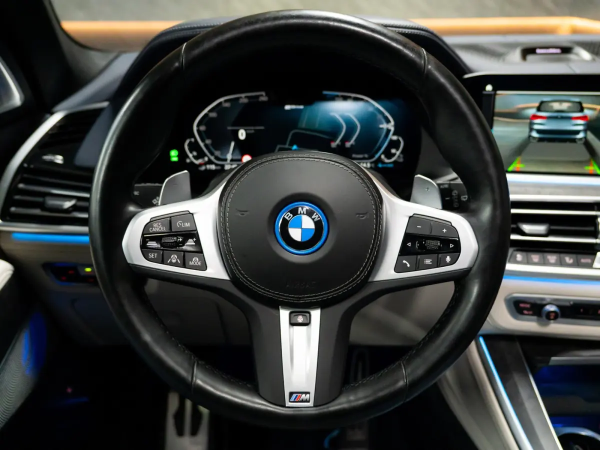 XDrive45e High Executive|B&W|Sky Lounge|Individual|Massage|Laser|360|Full