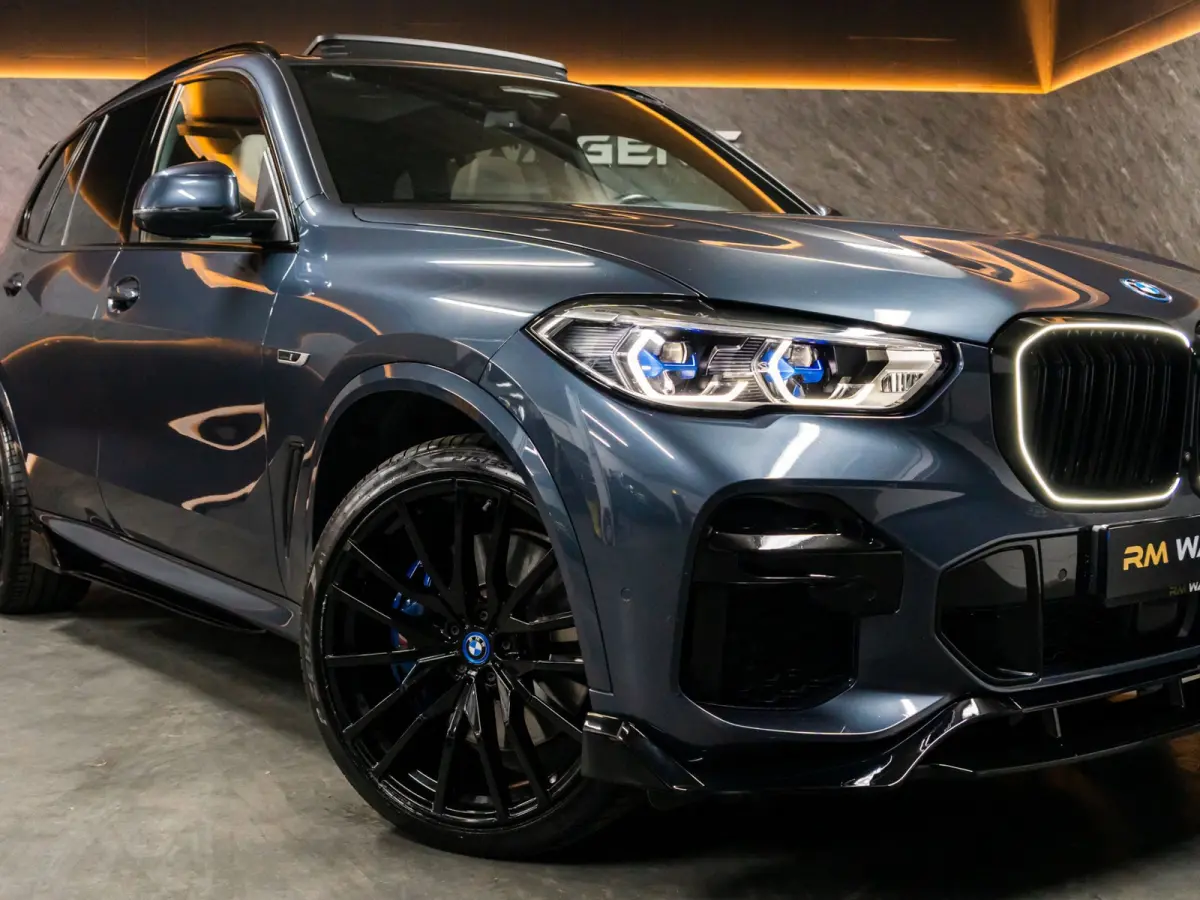 XDrive45e High Executive|B&W|Sky Lounge|Individual|Massage|Laser|360|Full