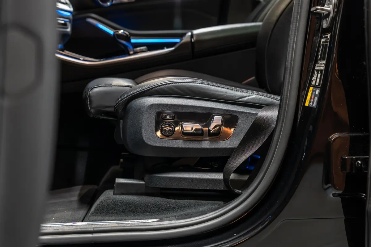 xDrive45e High Executive M Sport | Stoelventilatie | Maxton | HUD | Adapt. Cruise