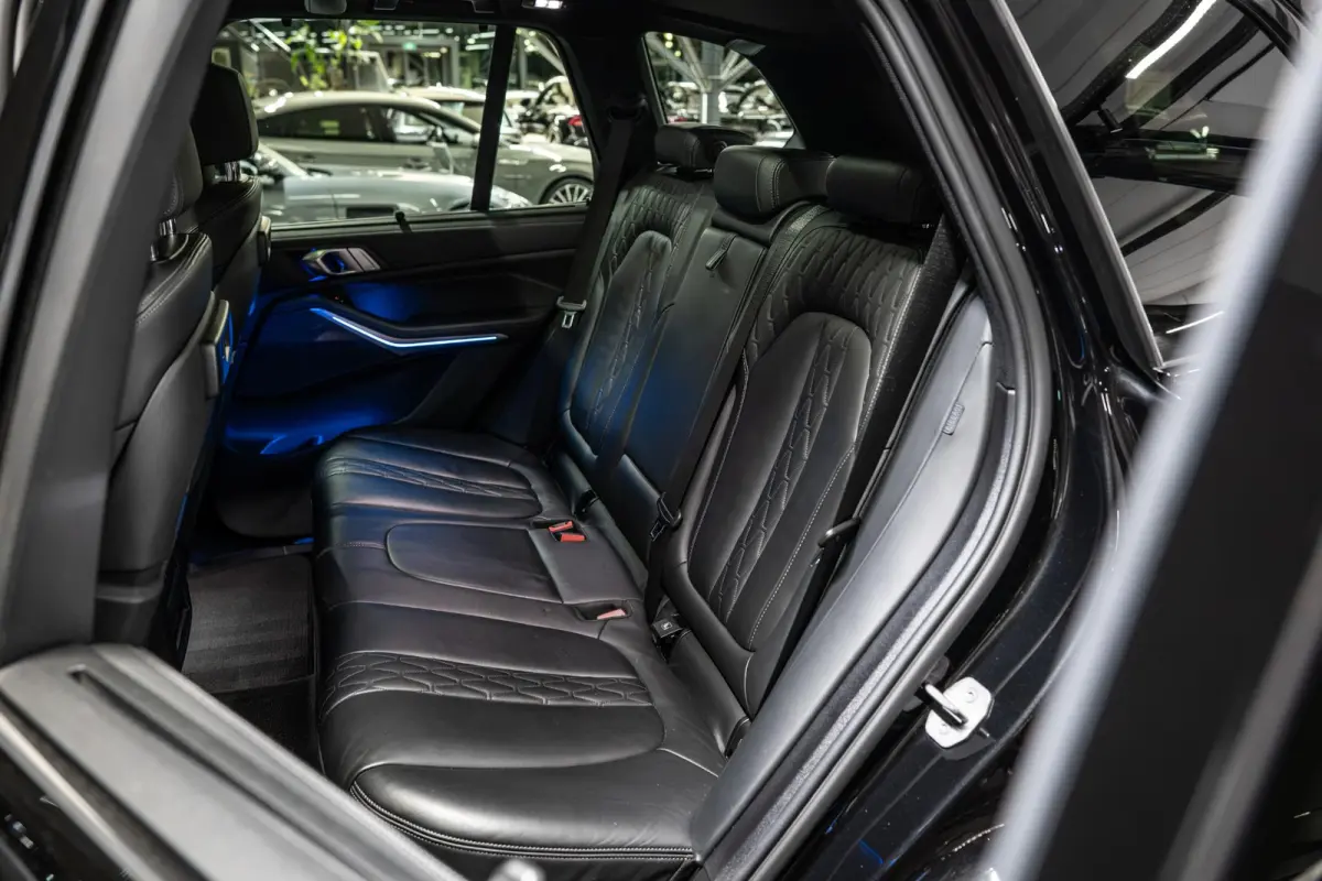 xDrive45e High Executive M Sport | Stoelventilatie | Maxton | HUD | Adapt. Cruise