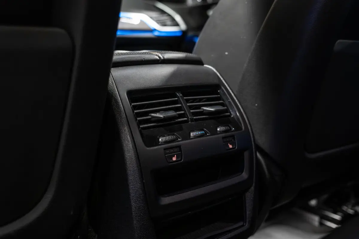 xDrive45e High Executive M Sport | Stoelventilatie | Maxton | HUD | Adapt. Cruise