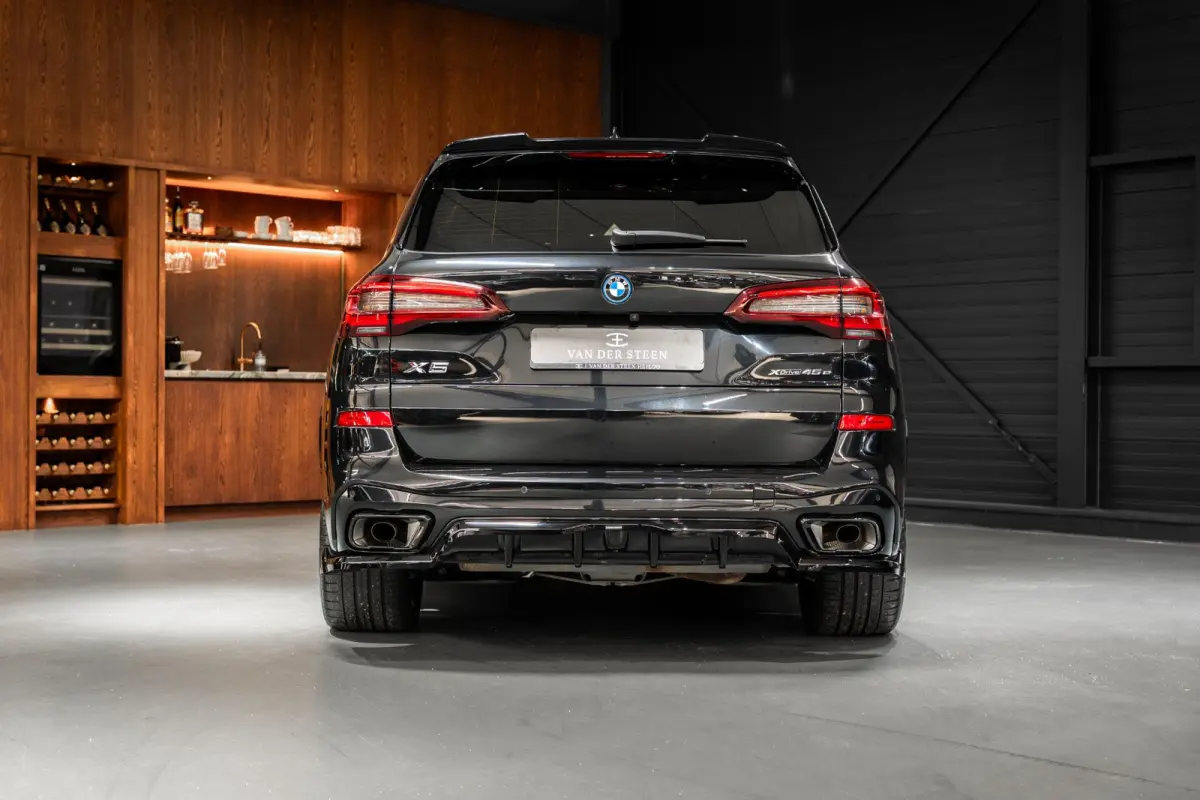 xDrive45e High Executive M Sport | Stoelventilatie | Maxton | HUD | Adapt. Cruise