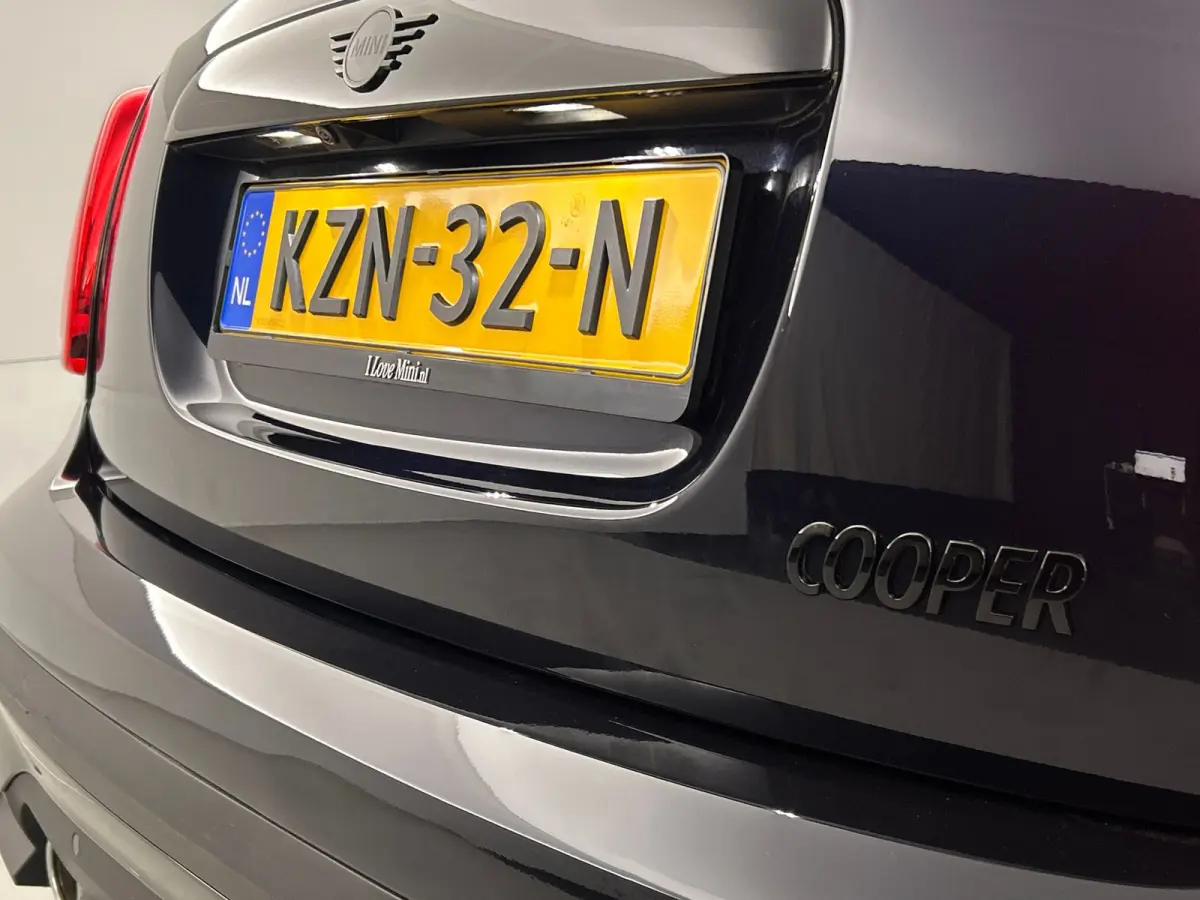 1.5 Cooper Yours Pano-dak/Leder/Camera/Head-Up Display