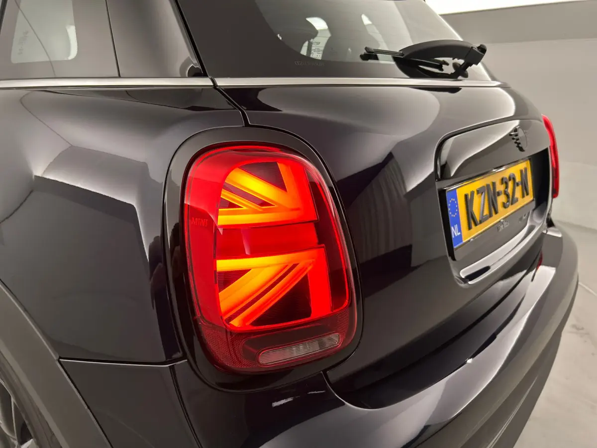 1.5 Cooper Yours Pano-dak/Leder/Camera/Head-Up Display