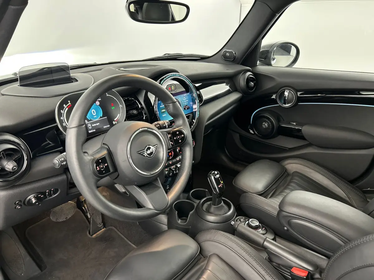 1.5 Cooper Yours Pano-dak/Leder/Camera/Head-Up Display