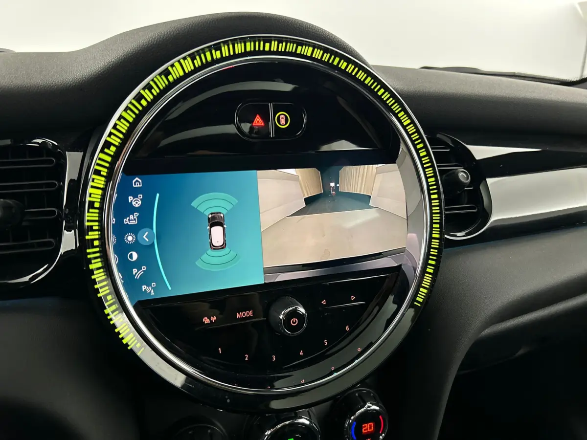 1.5 Cooper Yours Pano-dak/Leder/Camera/Head-Up Display