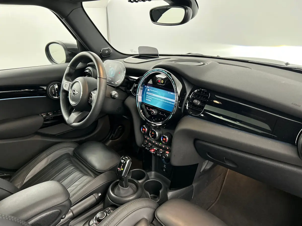 1.5 Cooper Yours Pano-dak/Leder/Camera/Head-Up Display
