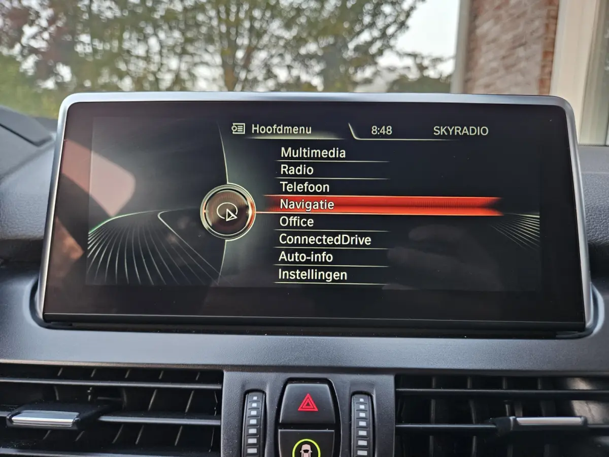 220i Centennial High Executive Trekhaak! Automaat! Leer! Camera! 192PK! NAP! Mooie/Nette Auto!