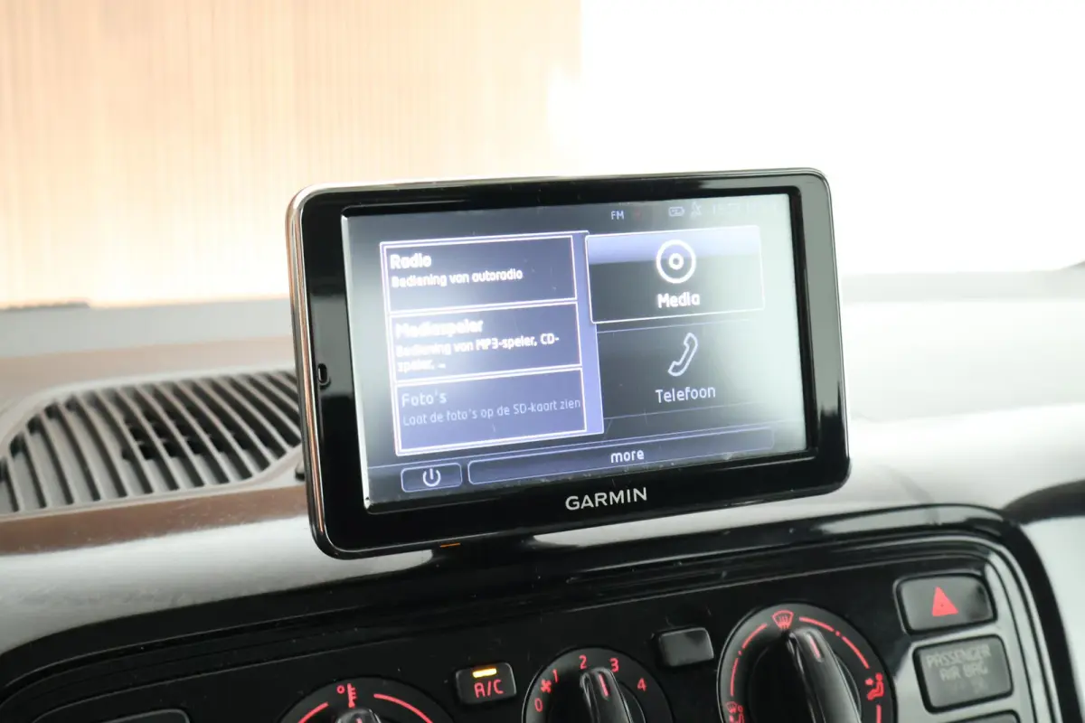 Up! 1.0 60pk Move up! BlueMotion Airco Navigatie
