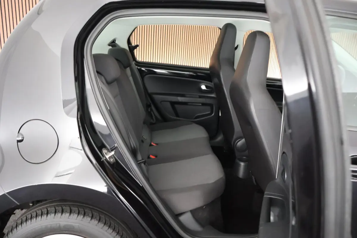 Up! 1.0 60pk Move up! BlueMotion Airco Navigatie