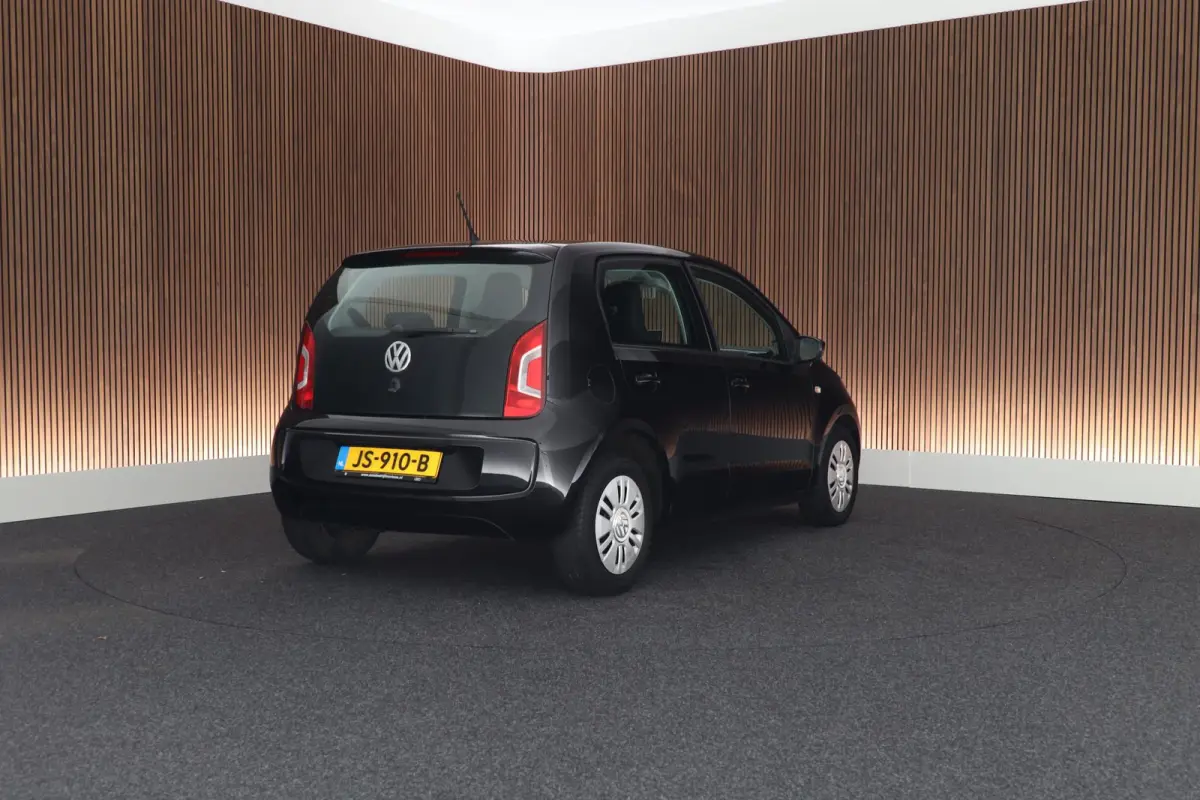 Up! 1.0 60pk Move up! BlueMotion Airco Navigatie