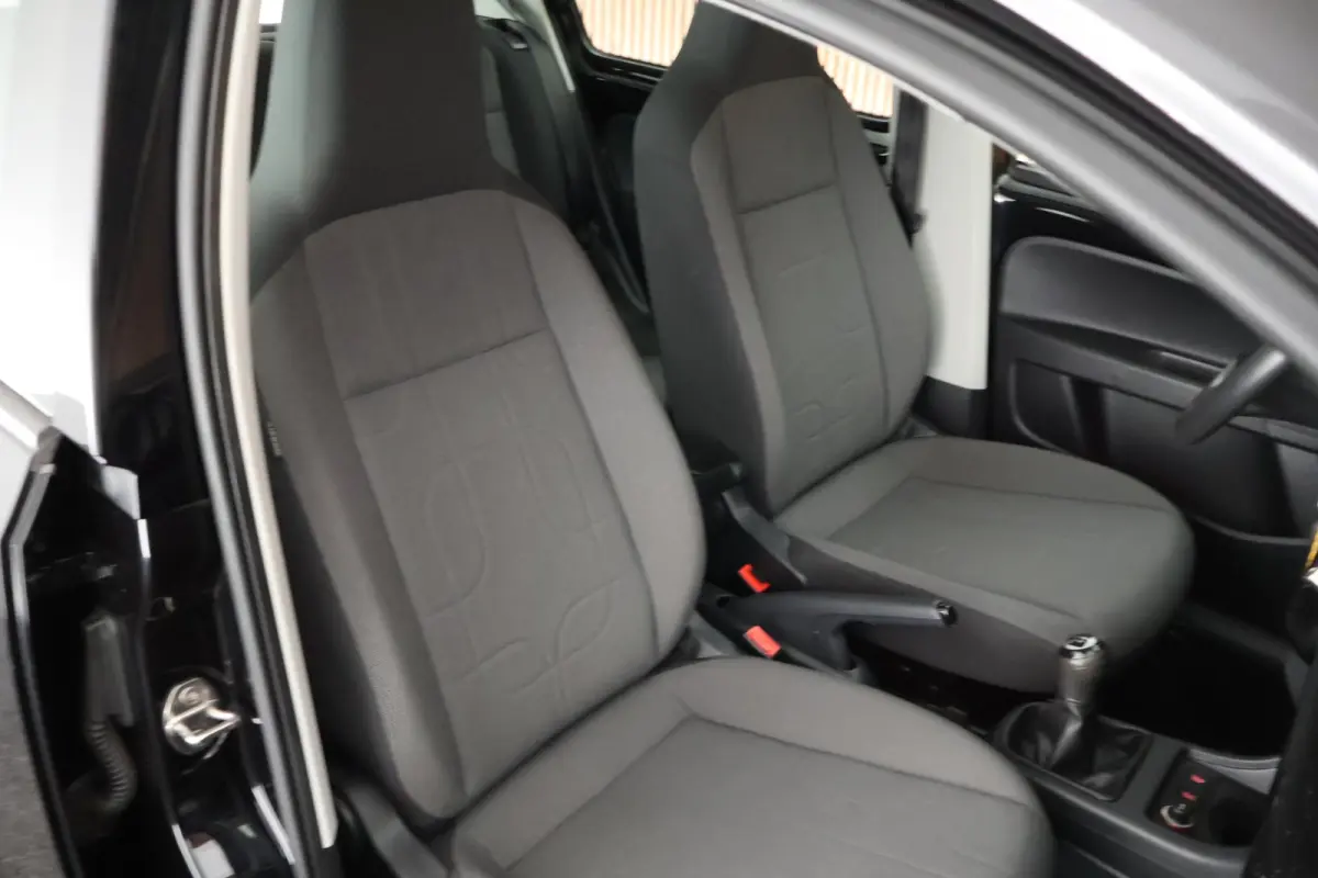 Up! 1.0 60pk Move up! BlueMotion Airco Navigatie