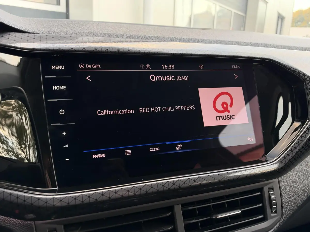 1.5 TSI Style | Carplay | Full led | Navigatie | DAB | Climate | Stoelverwarming | Sensoren | IQ drive