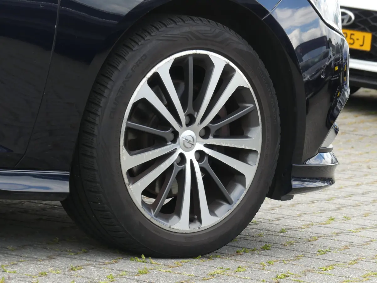 1.5 Turbo Business Executive / Winter Pack /