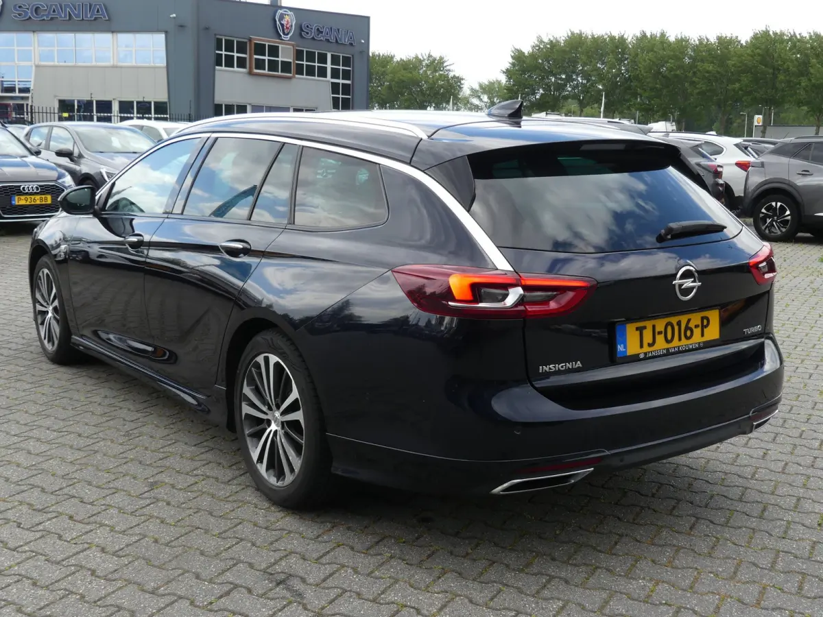 1.5 Turbo Business Executive / Winter Pack /