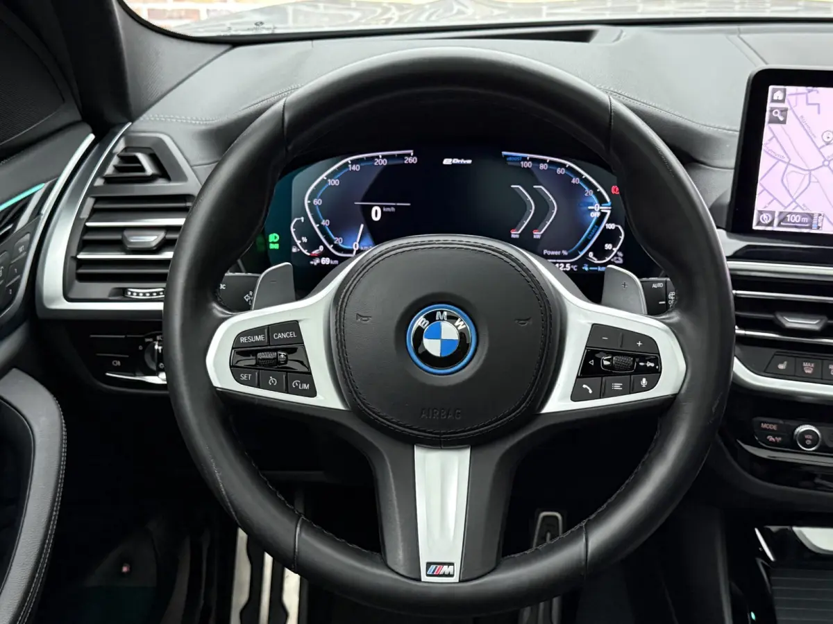 xDrive30e High Executive