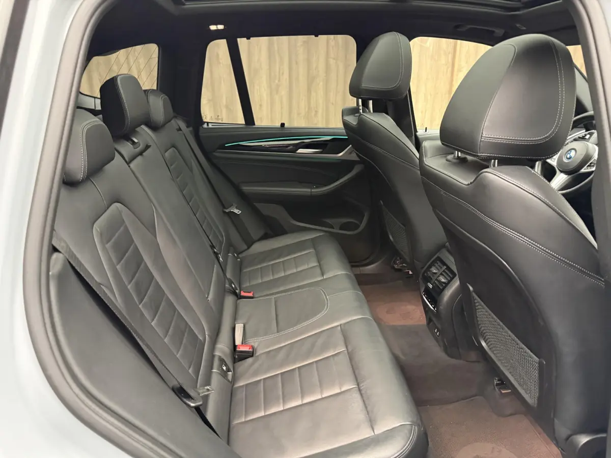 xDrive30e High Executive