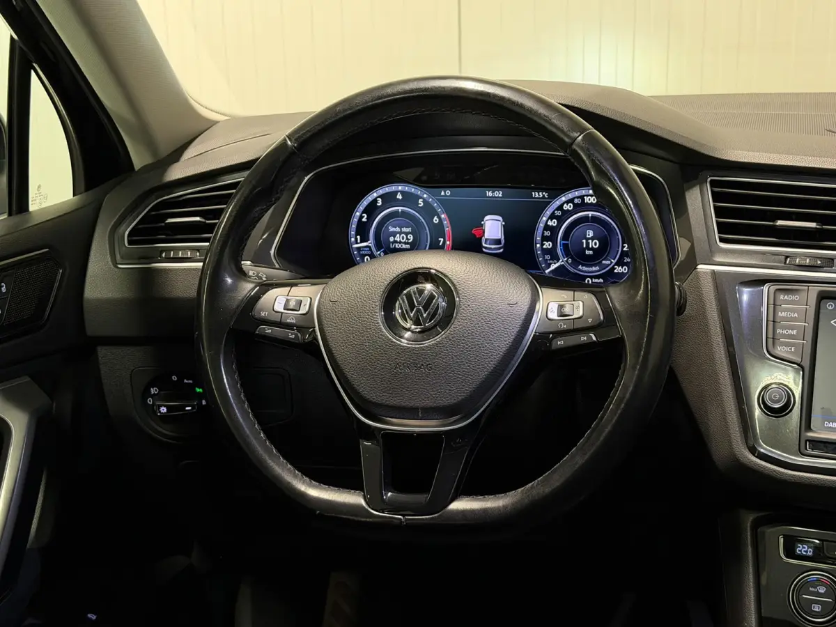 1.4 TSI ACT DSG Aut Panodak Trekhaak Leder Led 360camera Keyless Virtualcockpit