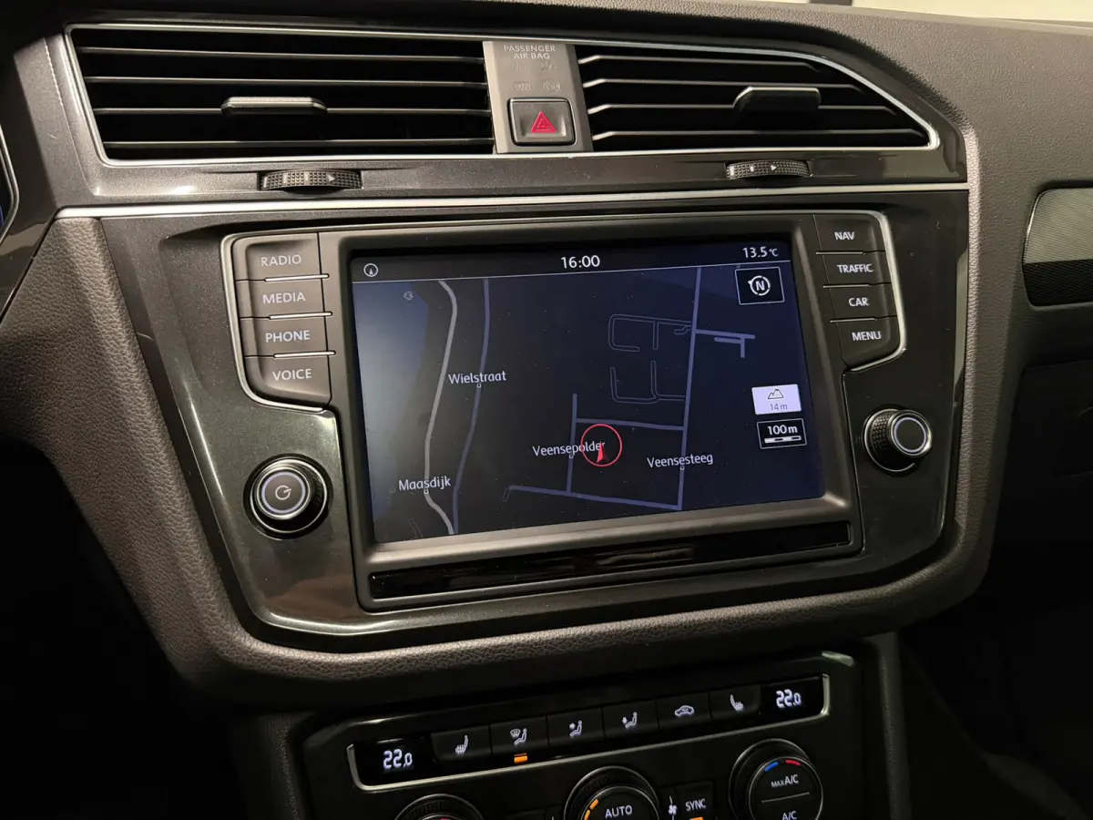 1.4 TSI ACT DSG Aut Panodak Trekhaak Leder Led 360camera Keyless Virtualcockpit