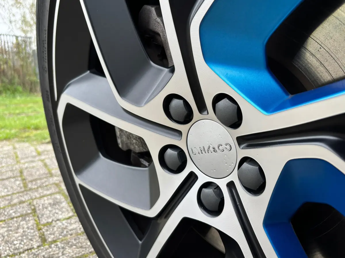 1.5 PHEV Plug in Hybrid - Volaton Blue - BLIS/Panorama/Trekhaak - 69dkm