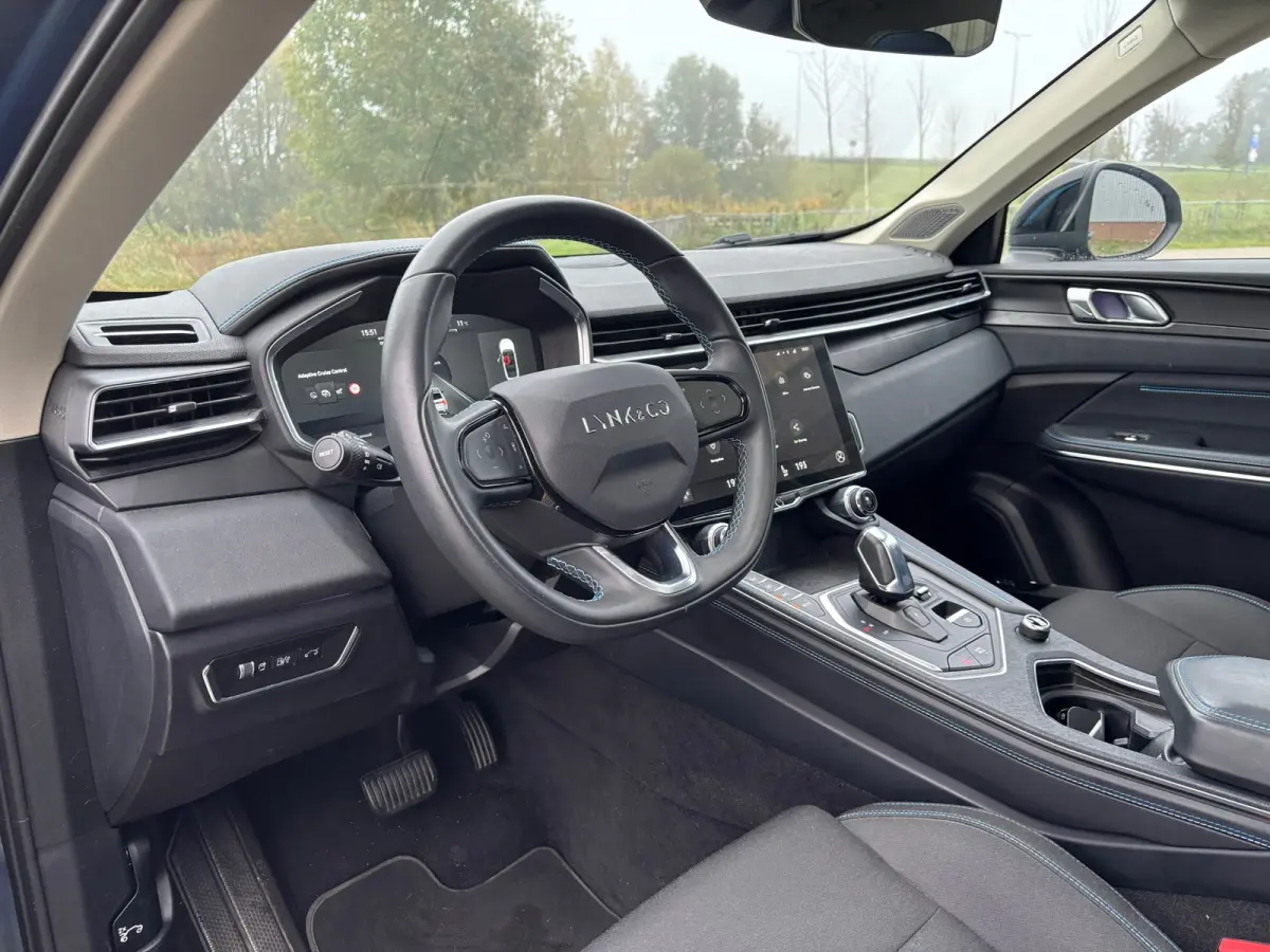 1.5 PHEV Plug in Hybrid - Volaton Blue - BLIS/Panorama/Trekhaak - 69dkm