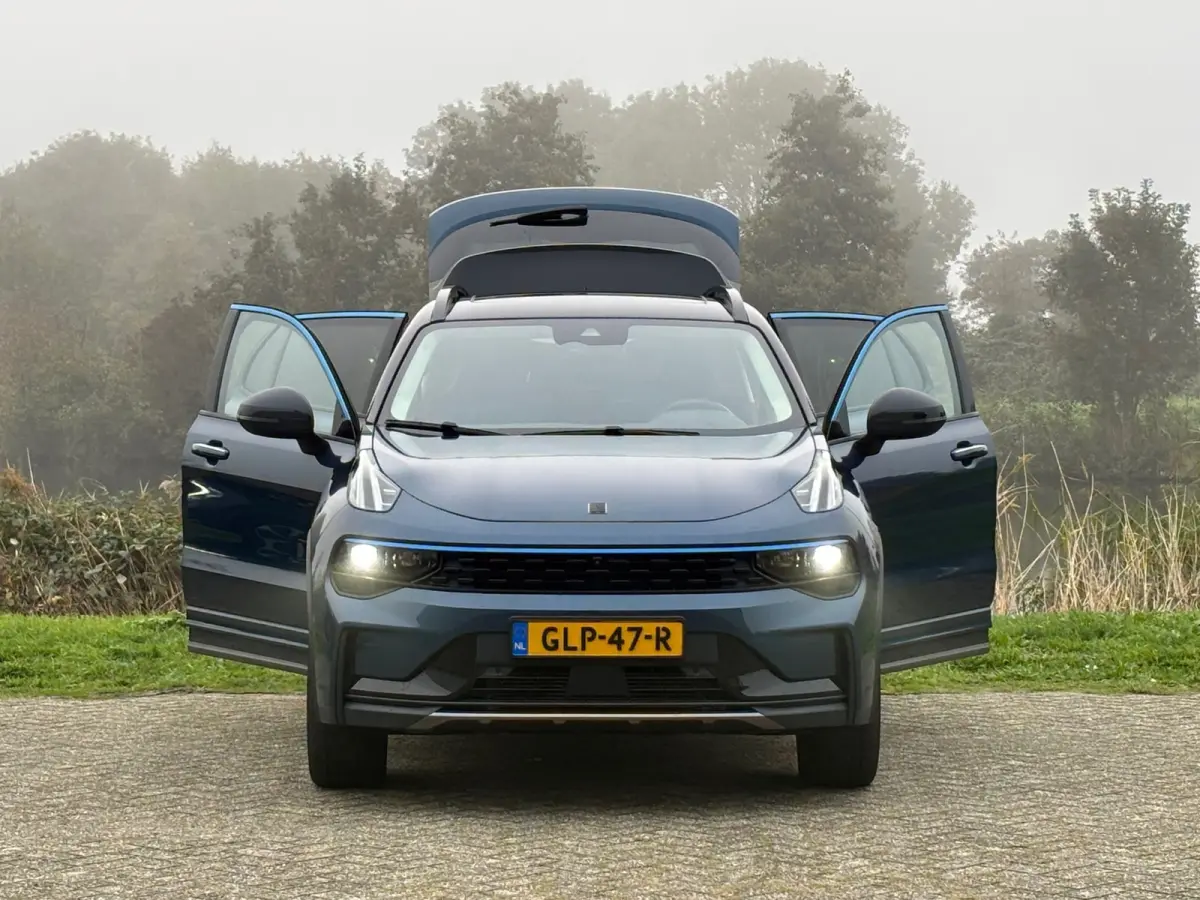 1.5 PHEV Plug in Hybrid - Volaton Blue - BLIS/Panorama/Trekhaak - 69dkm