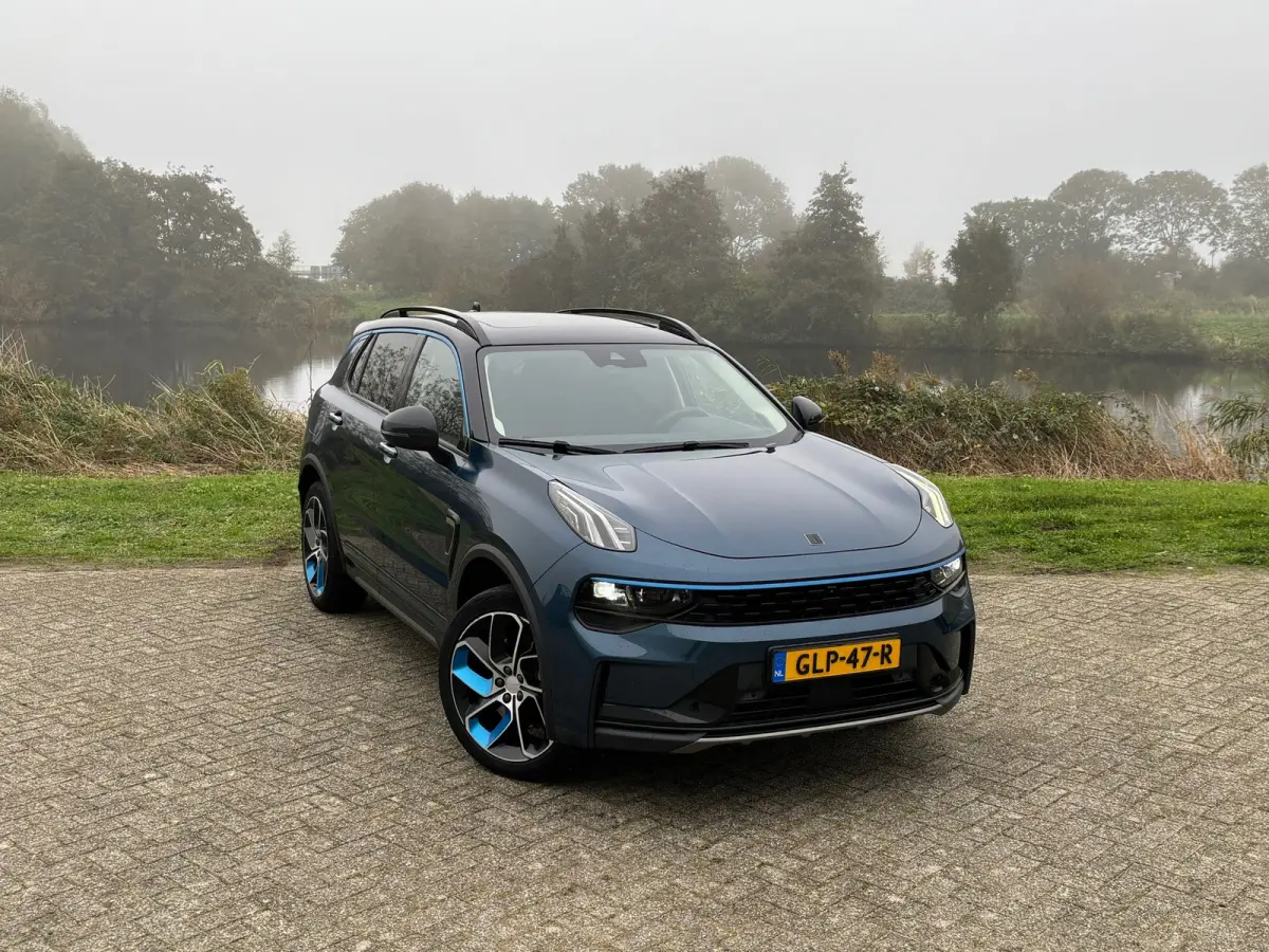 1.5 PHEV Plug in Hybrid - Volaton Blue - BLIS/Panorama/Trekhaak - 69dkm