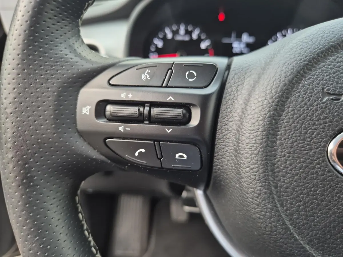 1.0 T-GDi Sports Edition | Airco | Navi | Camera | LM Velgen | Privacy Glass | Cruise Control |