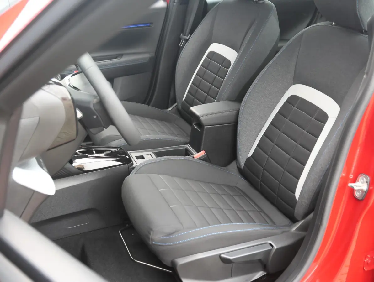 Business 113pk Comfort Range 44 kWh 8 jaar garantie! | ACCU 100% | Navigatie | LED | Apple Carplay & Android Auto