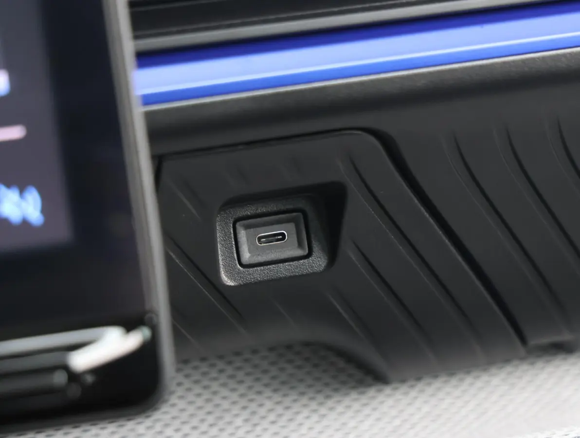 Business 113pk Comfort Range 44 kWh 8 jaar garantie! | ACCU 100% | Navigatie | LED | Apple Carplay & Android Auto