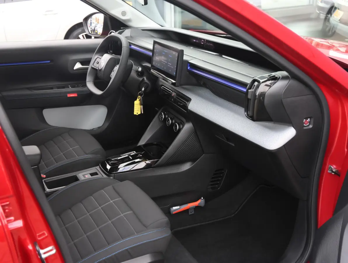 Business 113pk Comfort Range 44 kWh 8 jaar garantie! | ACCU 100% | Navigatie | LED | Apple Carplay & Android Auto