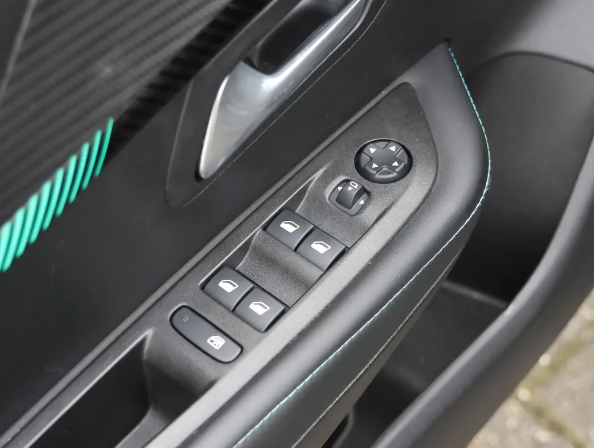 EV Allure Pack 50 kWh 1e eigenaar | LED | Navigatie | 3-FASE | Apple Carplay & Android Auto