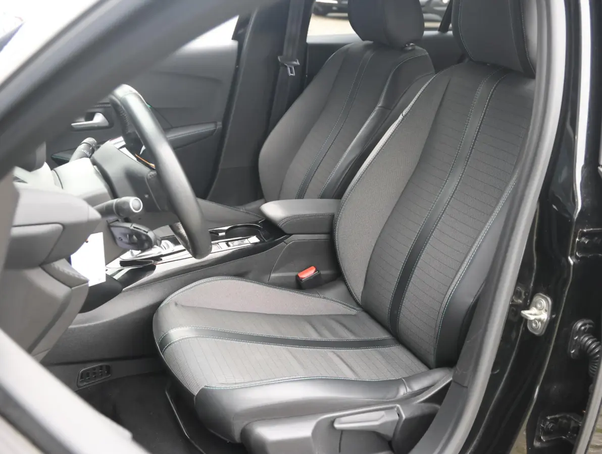 EV Allure Pack 50 kWh 1e eigenaar | LED | Navigatie | 3-FASE | Apple Carplay & Android Auto