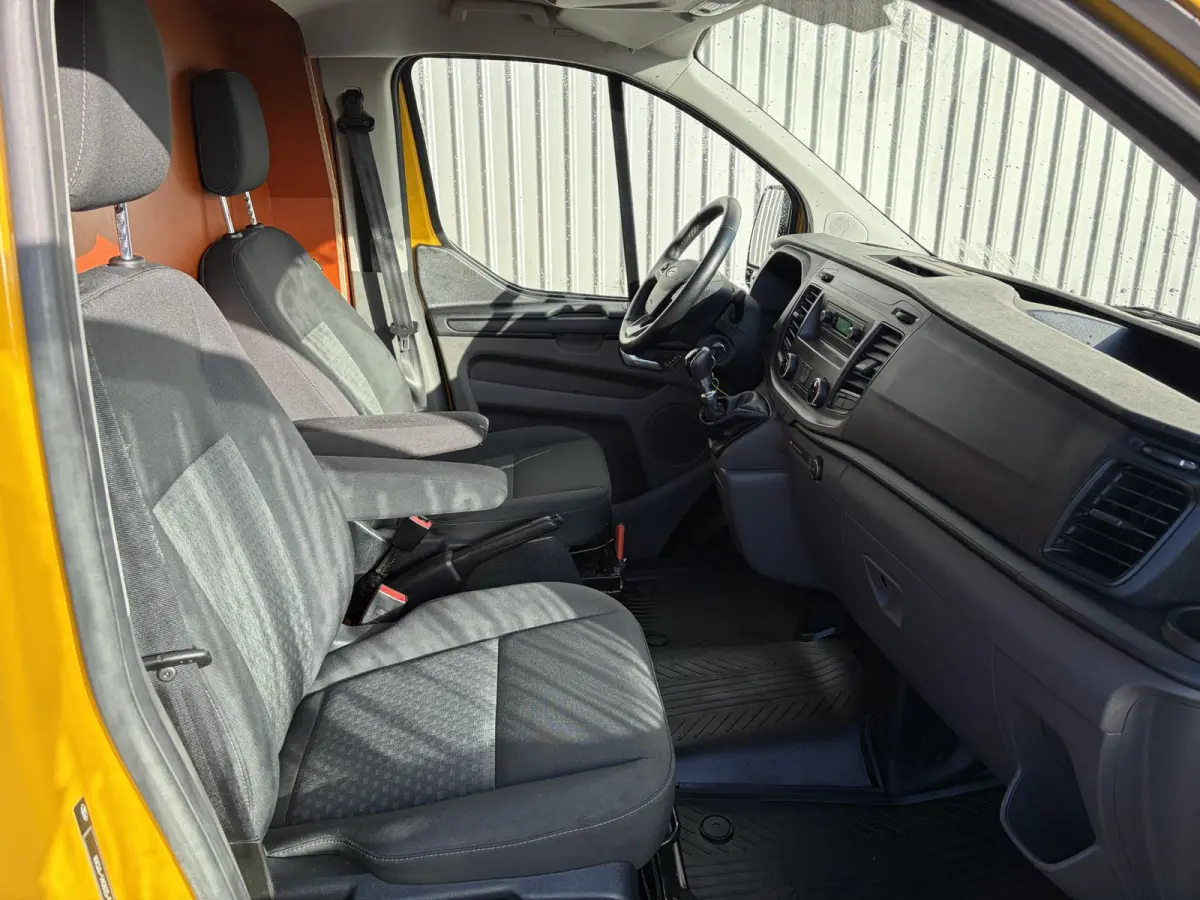 320 2.0 TDCI L2H1*OMVORMER*HAAK*A/C*CRUISE*PDC*TEL