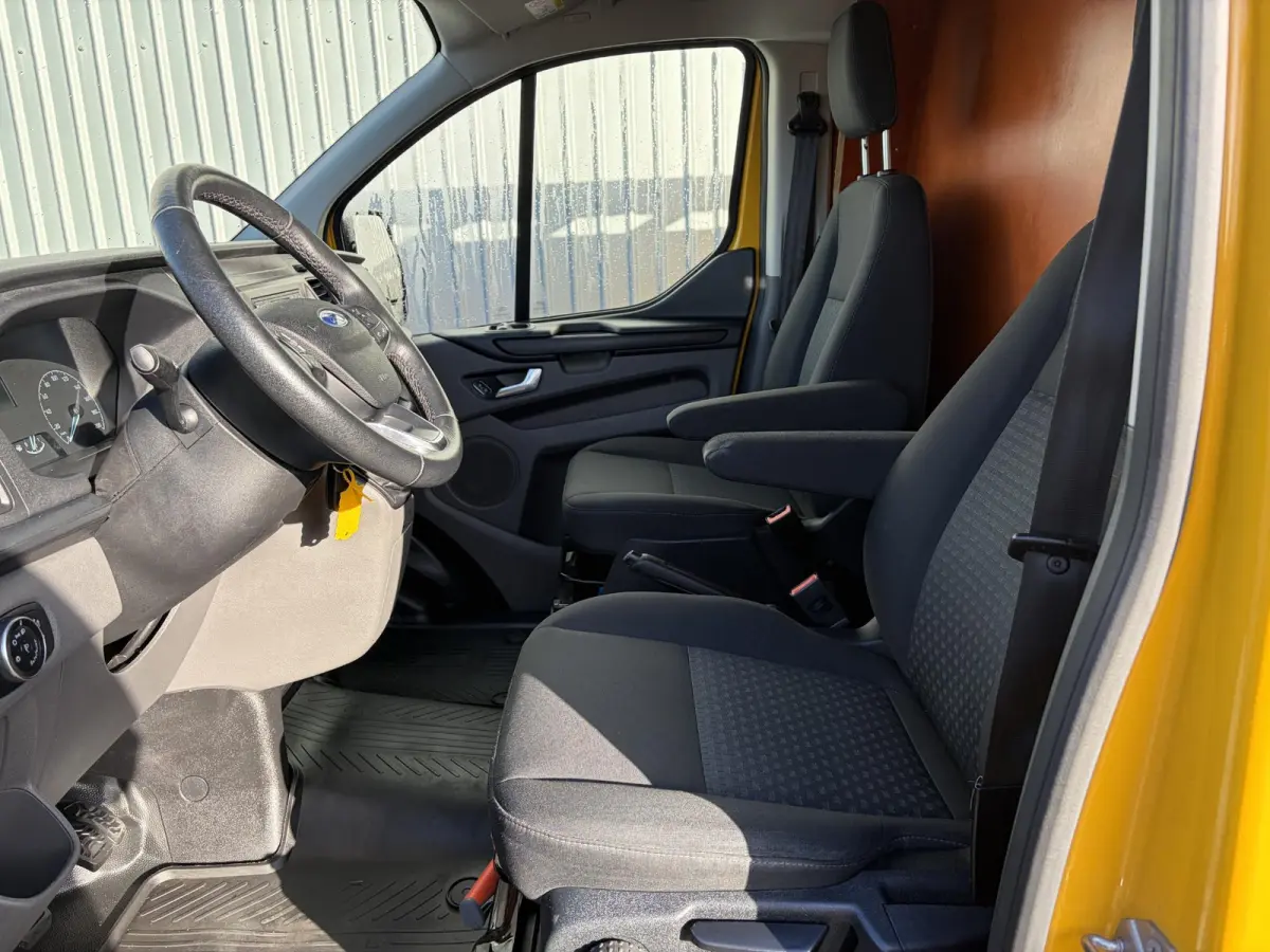 320 2.0 TDCI L2H1*OMVORMER*HAAK*A/C*CRUISE*PDC*TEL