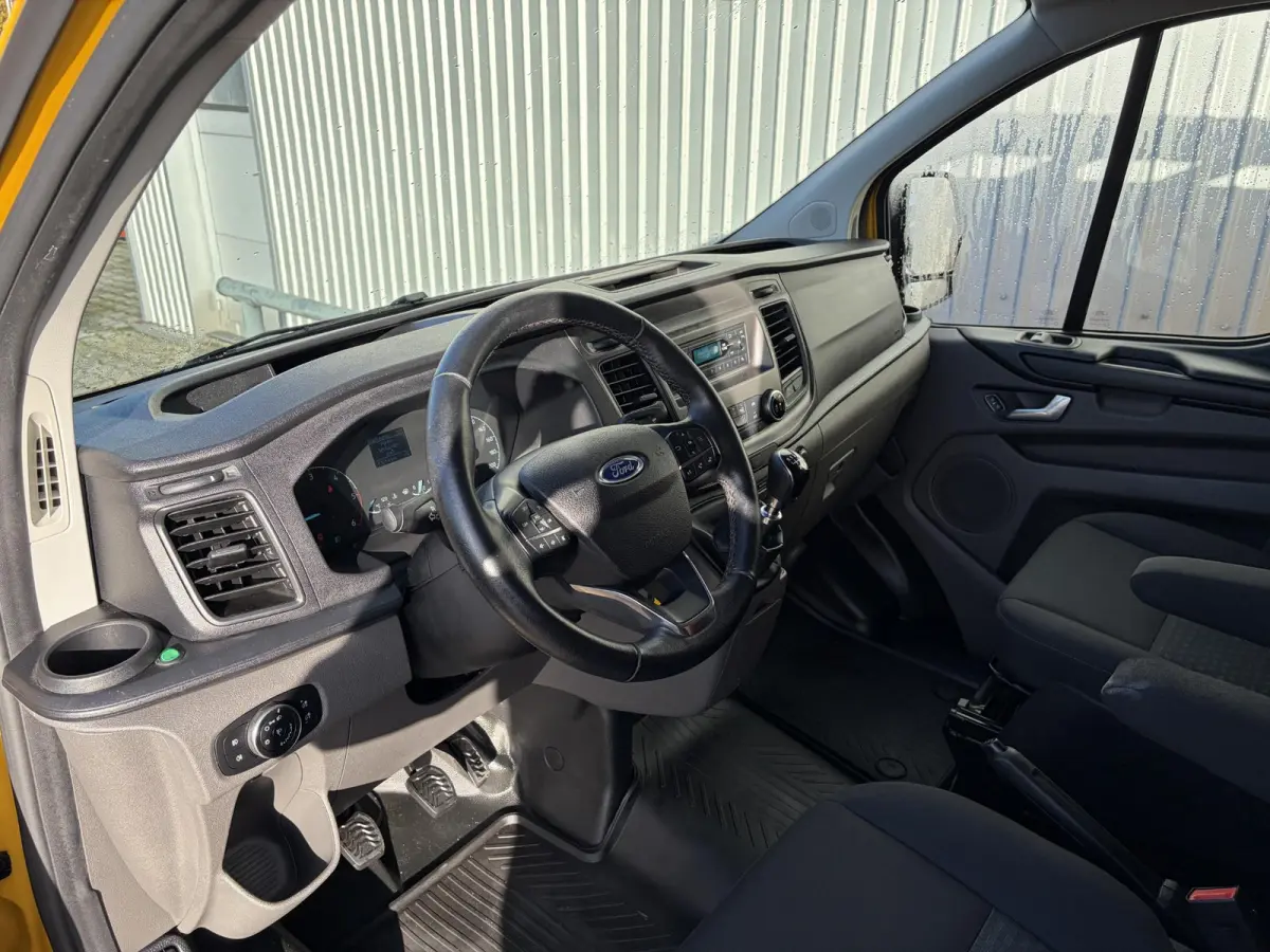 320 2.0 TDCI L2H1*OMVORMER*HAAK*A/C*CRUISE*PDC*TEL