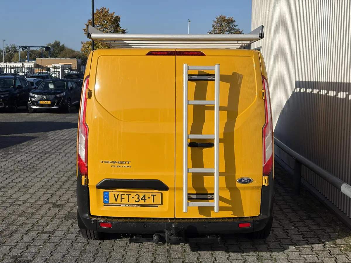 320 2.0 TDCI L2H1*OMVORMER*HAAK*A/C*CRUISE*PDC*TEL
