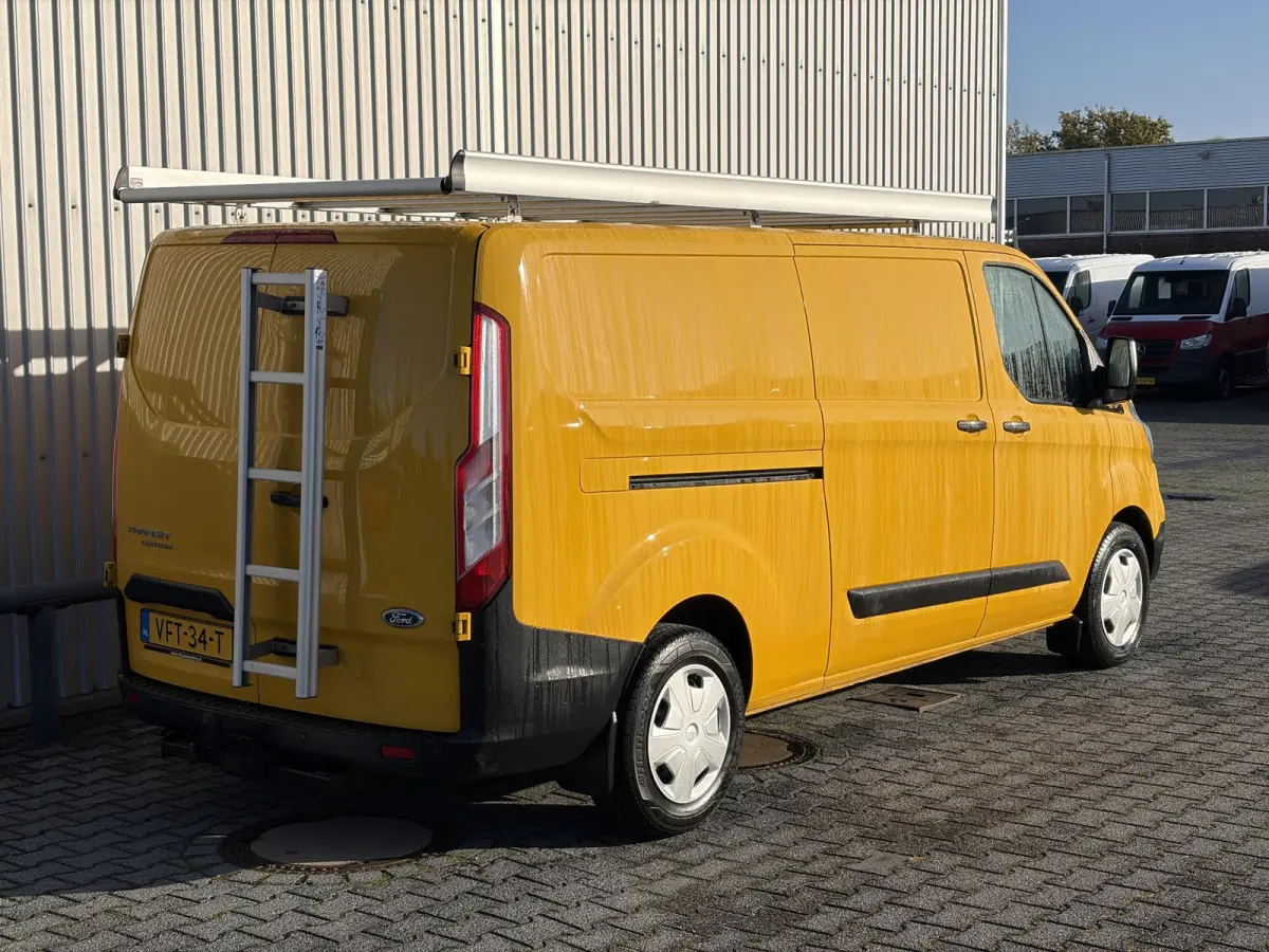 320 2.0 TDCI L2H1*OMVORMER*HAAK*A/C*CRUISE*PDC*TEL