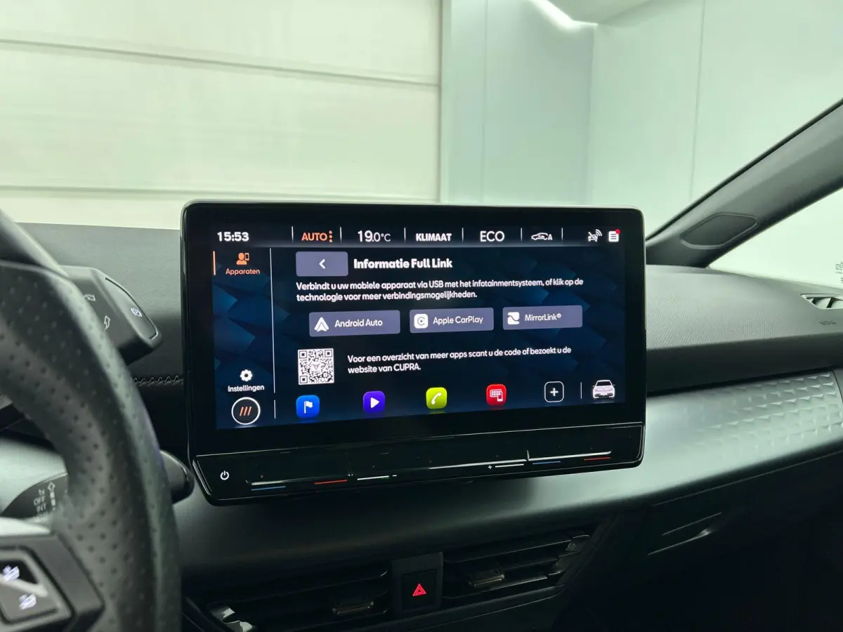 Business 62 kWh Airco Climate control Navigatie Carplay Adaptive Cruise Control Ambient Light Parkeersensoren Camera