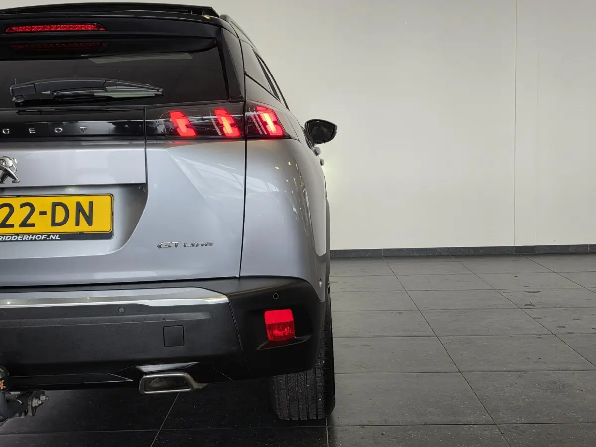 1.2 PureTech GT-Line | NL-Auto | Trekhaak | Schuif/kanteldak | Apple Carplay & Android Auto