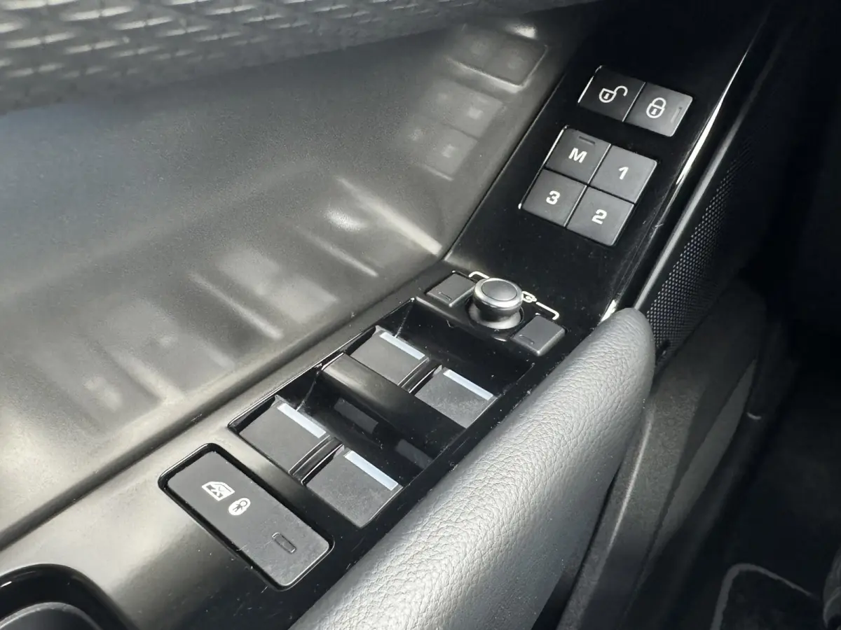 2.0 P250S Turbo AWD Navi, Leder, Pano, Trekh, Camera, Carplay, Electr.verst. Voorstoelen + Achterb.
