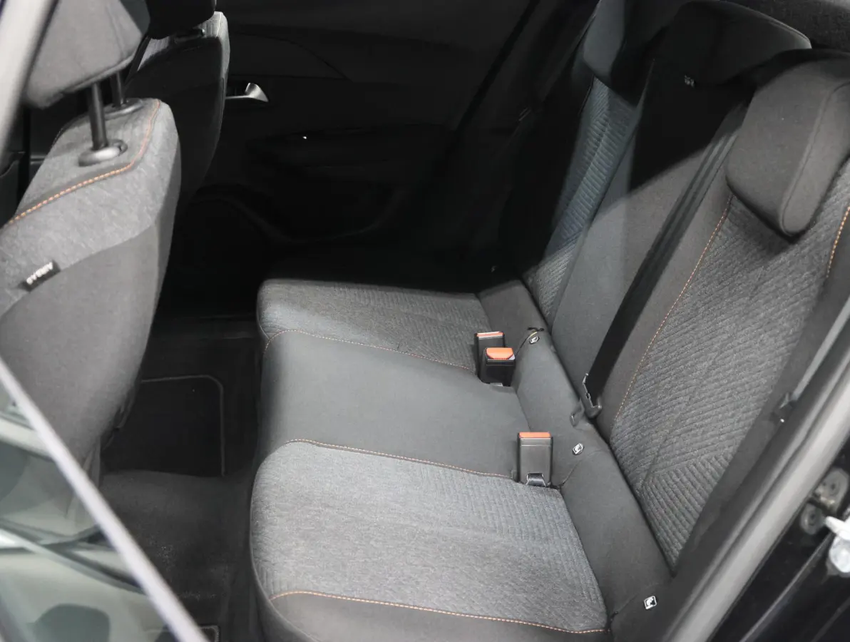 1.2 100PK Style | 1ste Eigenaar | AppleCarPlay/AndroidAuto | Climate Control | Cruise Control | LED | Parkeersensoren | Isofix | DAB Radio |